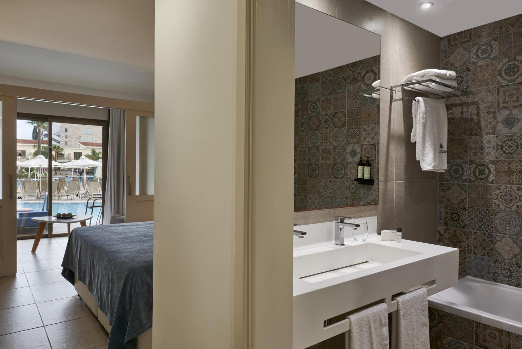 Atlantica Aeneas Resort Ayia Napa Exteriér fotografie